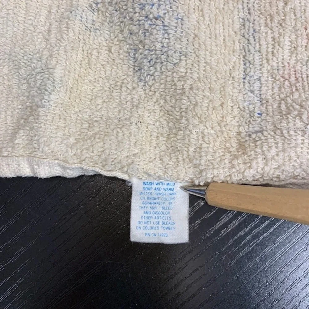 Vintage Cat Kittens Hand Towel Fringed 100% Cotton Made in USA Cottagecore